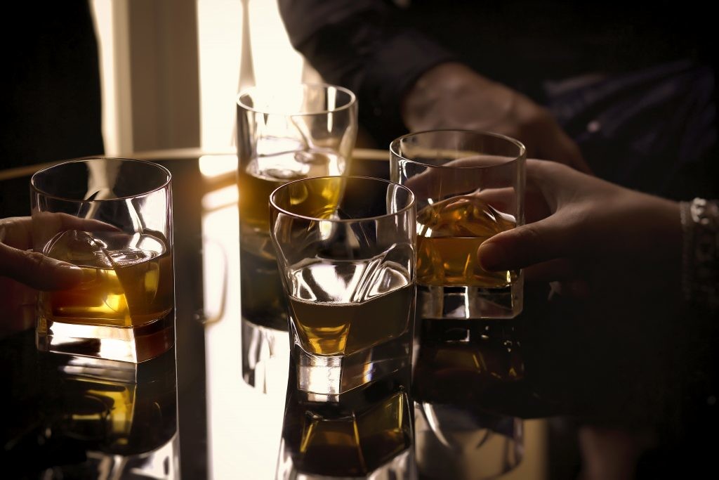 arnolfo-di-cambio/velana-living-arnolfo-di-cambio-crystal-glass-conversazione-set_1