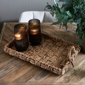 blagovna_znamka/velana-living-pladenj-iz-ratana-z-rocaji_1