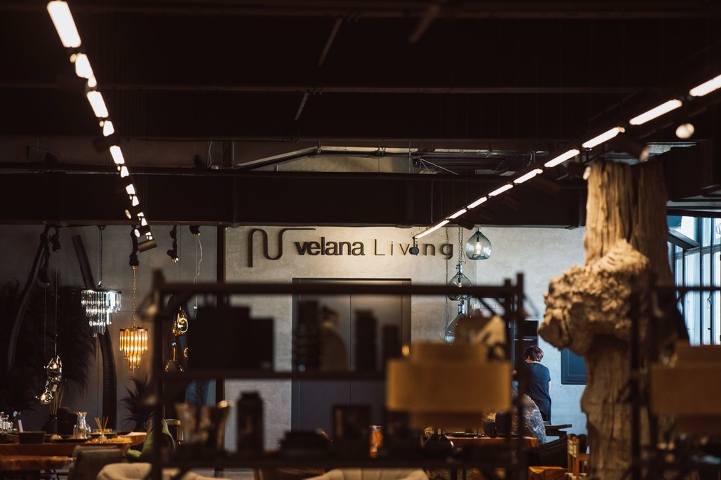 izlozbeno-okno/Velana-Living_1