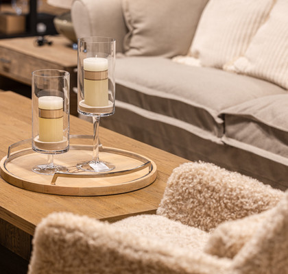 VISOK OZEK STEKLEN SVEČNIK