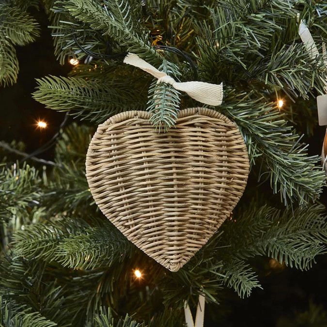 riviera-maison/velana-living-riviera-maison-rustic-rattan-ornament-loving-heart_1