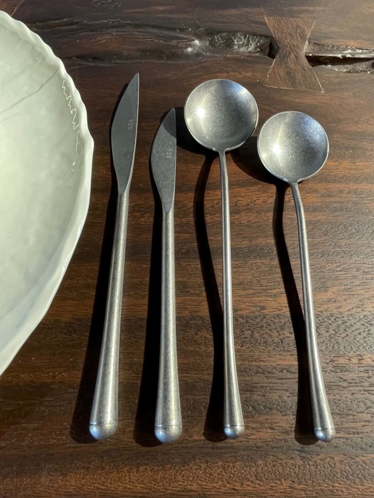 uvozeni-izdelki/Jedilni-pribor-VINTAGE-silver-66-delni1