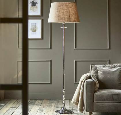 SVETILKA SAMOSTOJEČA L'HÔTEL