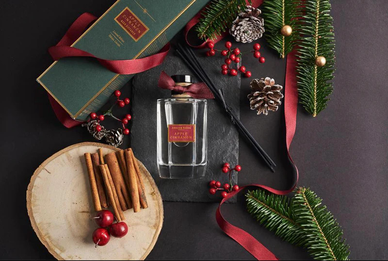 uvozeni-izdelki/REED-DIFFUSER-APPLE--CINNAMON-200ML-ATELIER-REBUL_1