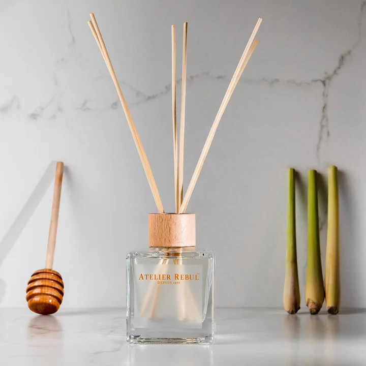 uvozeni-izdelki/REED-DIFFUSER-LEMONGRASS--HONEY-120ML-ATELIER-REBUL_1