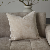 uvozeni-izdelki/Riviera-Maison-Velana-Living--blazina-rm-monogram-aveiro-M27486_1