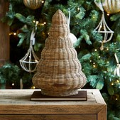 uvozeni-izdelki/Riviera-Maison-Velana-Living-christmas-tree-rattan-M32316_1