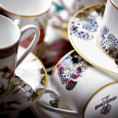 uvozeni-izdelki/Roberto-cavalli-home-slovenija-RCHPFL121S1-velana-living-flower-coffee-mugs_1