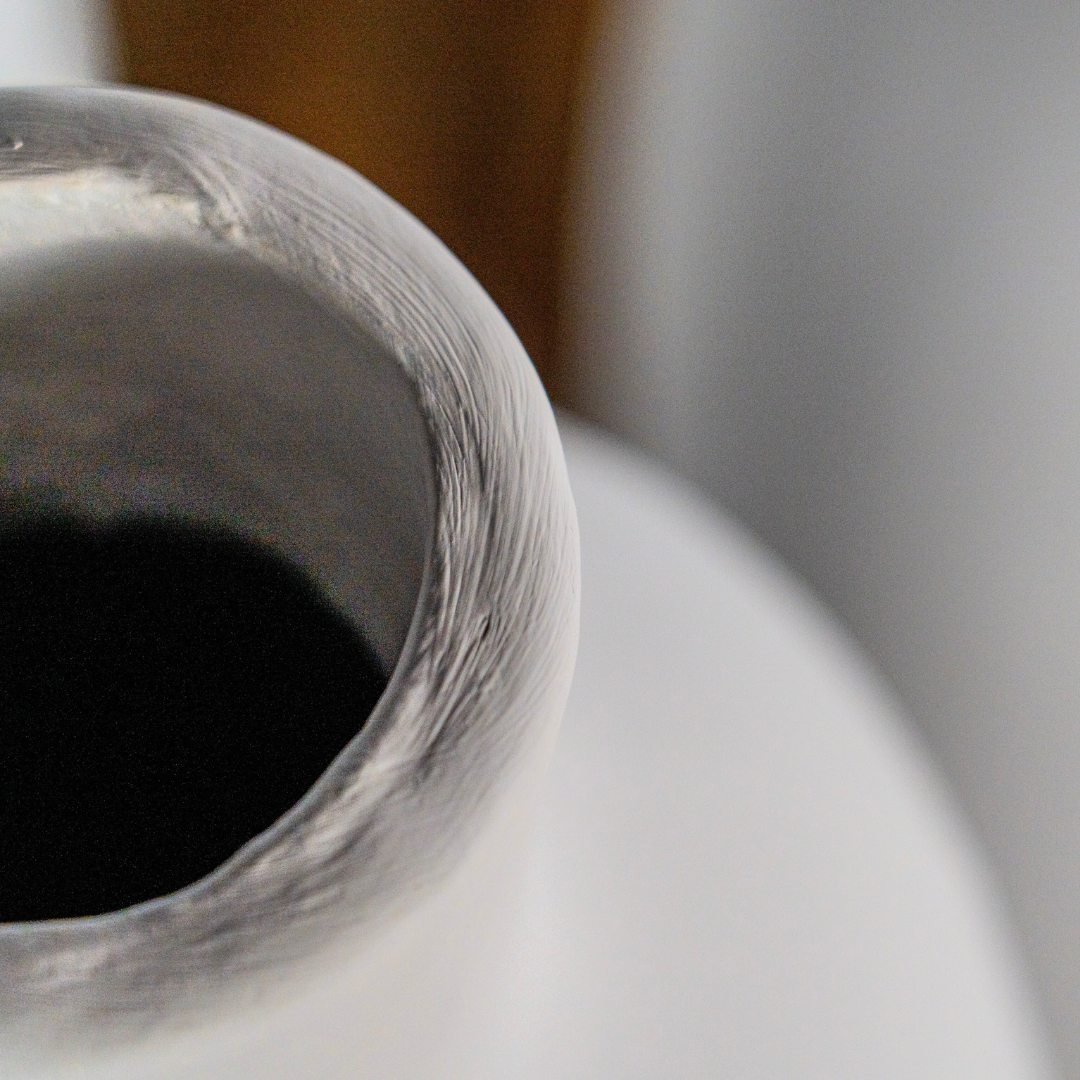 uvozeni-izdelki/VELANA-LIVING-BELA-VAZA-IZ-CEMENTA-S_4