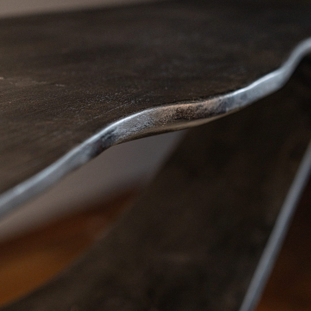 uvozeni-izdelki/VELANA-LIVING-CRNA-KONZOLA-IZ-TIKOVINE_2