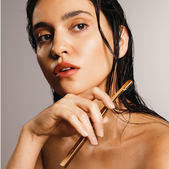 uvozeni-izdelki/Velana-Living-Aurezzi-zobna-scetka-gold_black--M19211_1