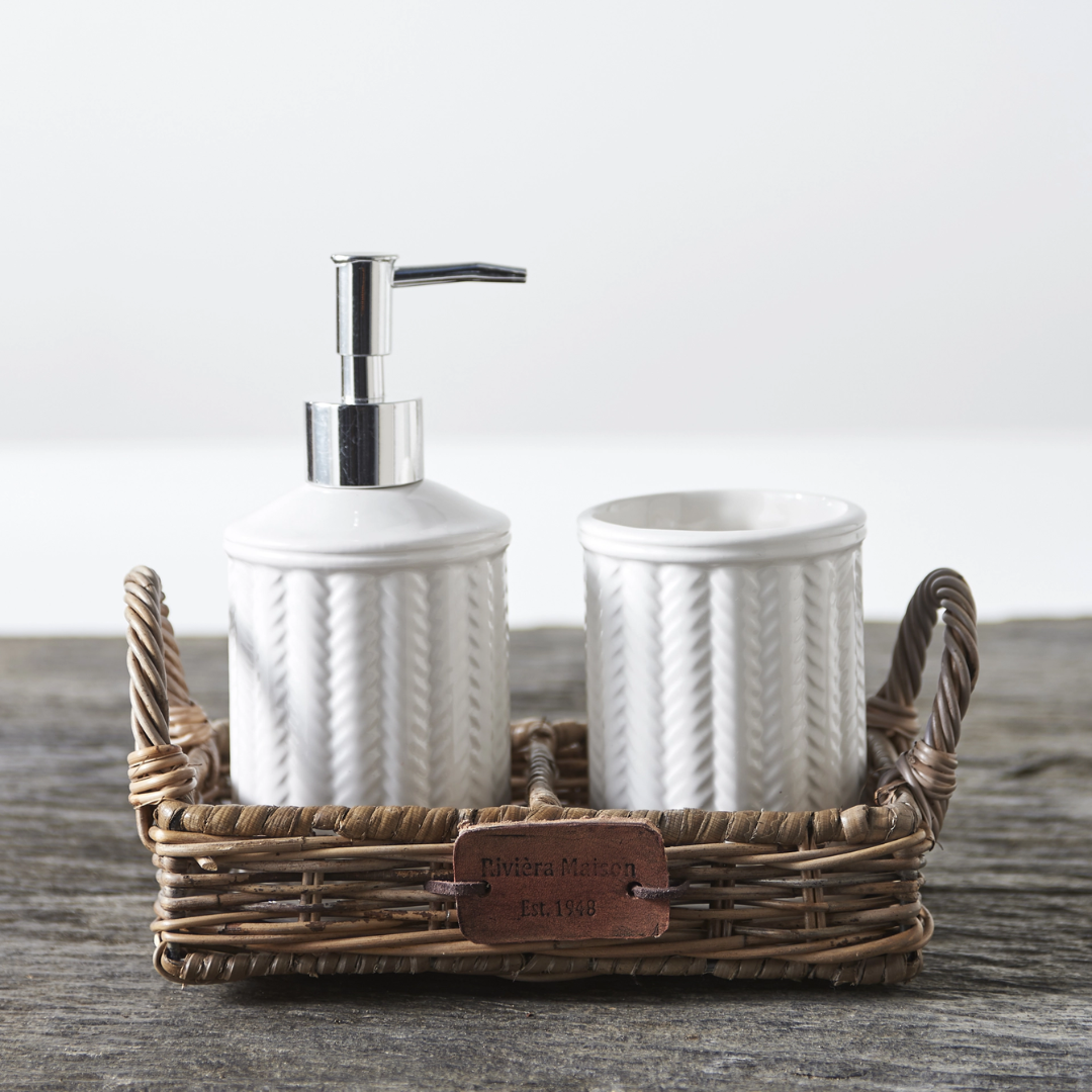 uvozeni-izdelki/Velana-Living-Riviera-Maison-PLADENJ-IZ-RATANA-22X16X11-M25151_1