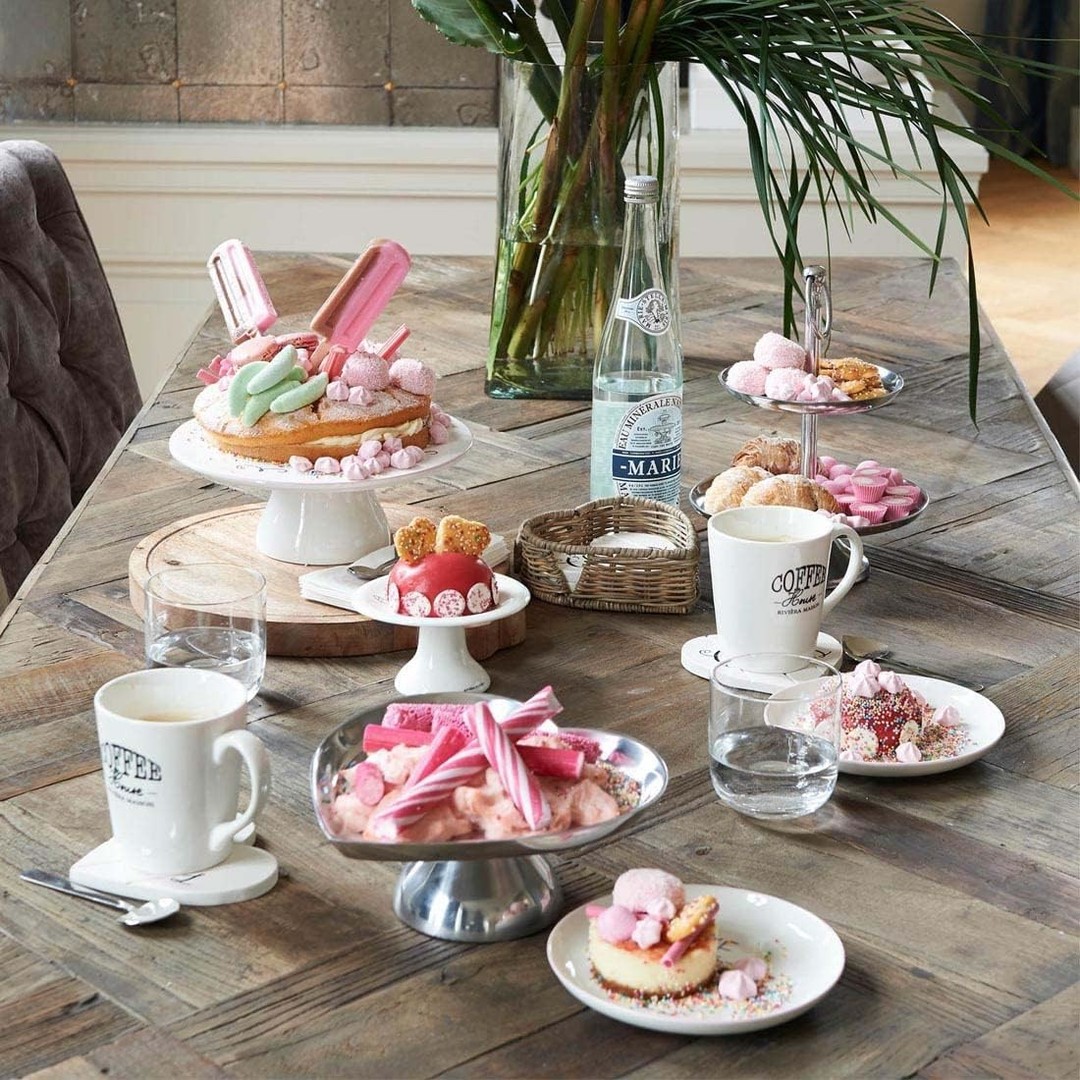 uvozeni-izdelki/Velana-Living-podstavki-za-kozarce-iz-lesa-v-skatlici-iz-ratana_2