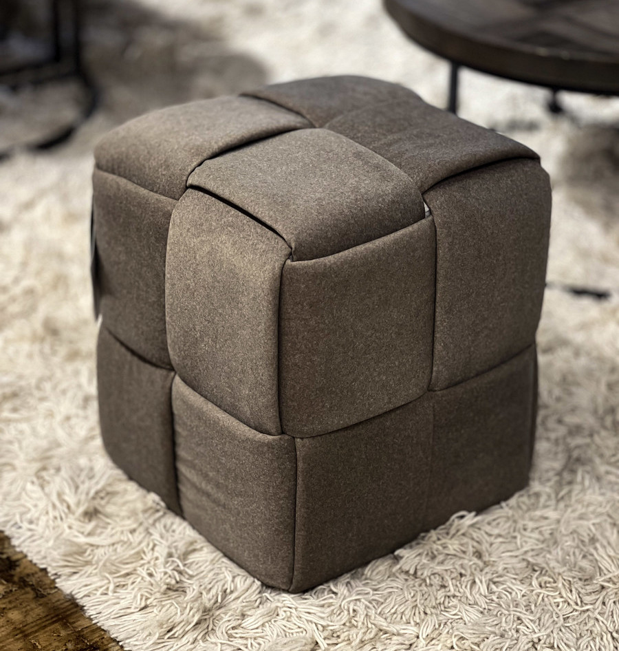 uvozeni-izdelki/Velana_living_tabure_rjav_IMG_1