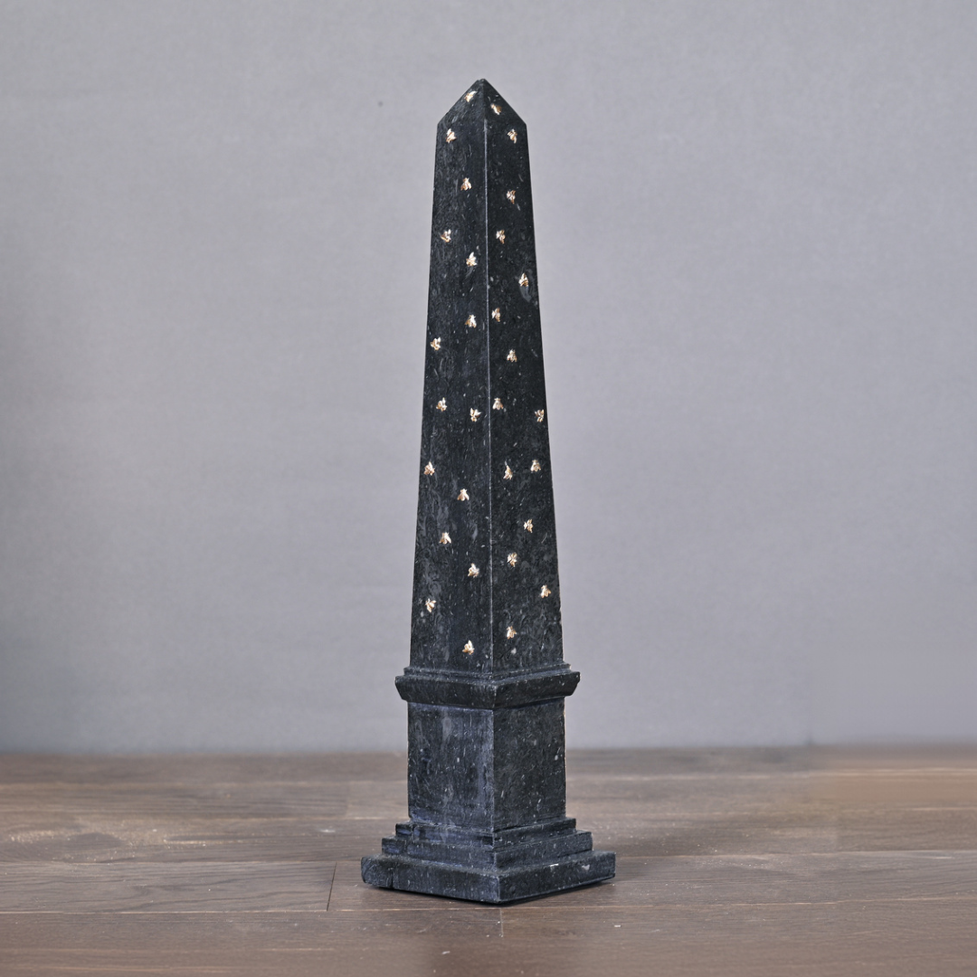 uvozeni-izdelki/ateliers-davoy-bee-obelisk_1