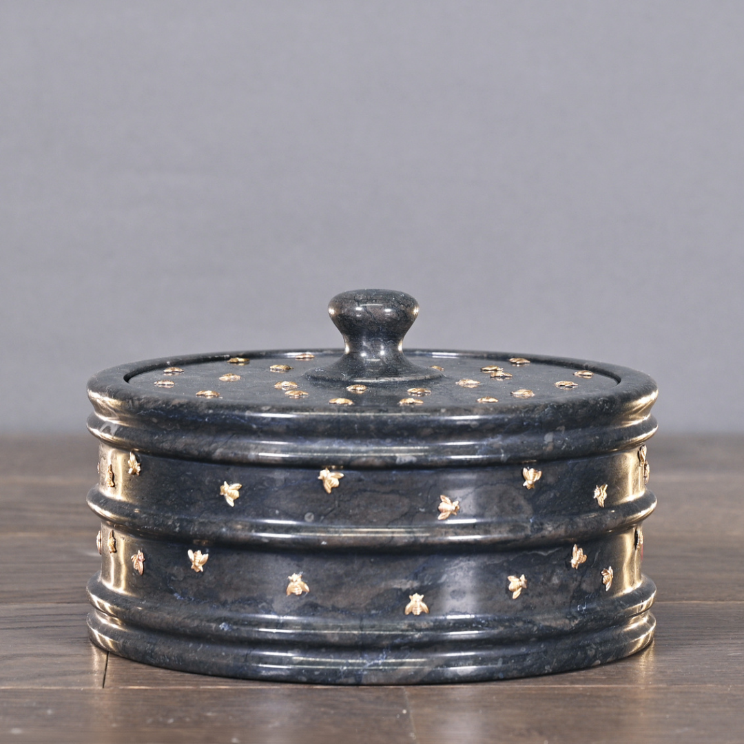 uvozeni-izdelki/ateliers-davoy-storage-box-with-bees_1