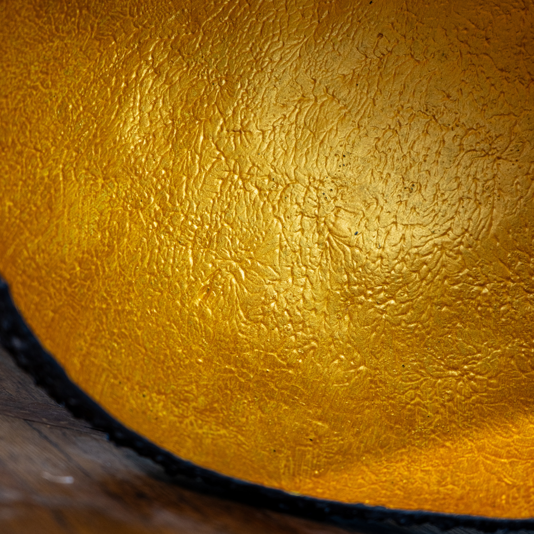 uvozeni-izdelki/fiberglas-pendant-lamp-black-gold-velana-living_2