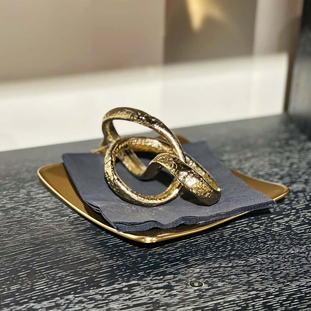 uvozeni-izdelki/napkin-holder-free-form_1