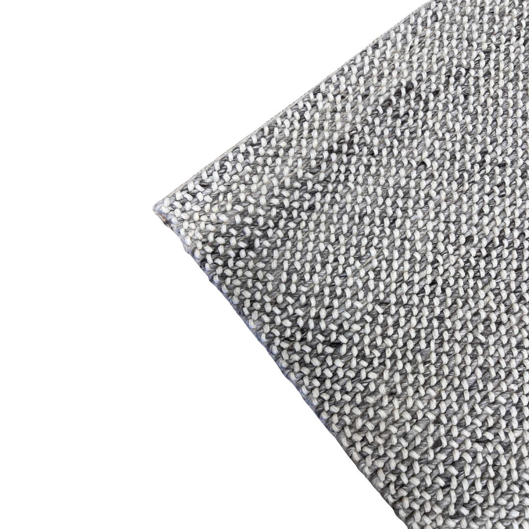 uvozeni-izdelki/preproga-kareena-90x200-belo-srebrna-E99118-2_2