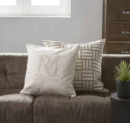 PREVLEKA ZA BLAZINO RM WHITE 50X50