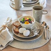 uvozeni-izdelki/riviera-maison-placemat-rm-monogram-beaded-577260_2