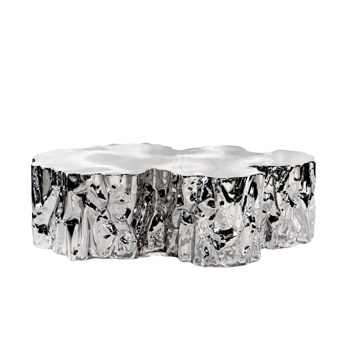 uvozeni-izdelki/srebrna-klubska-mizica-velana-living