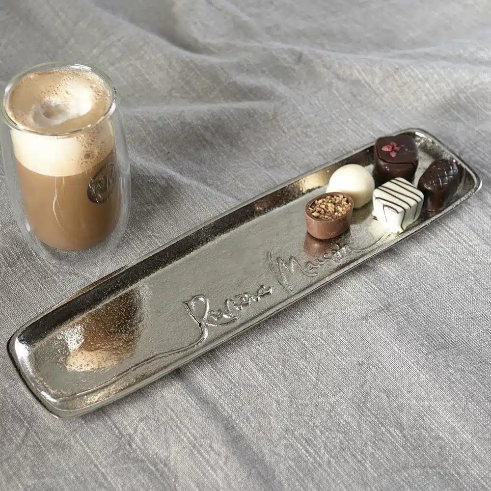 uvozeni-izdelki/velala-living-podolgovat-srebrn-servirni-pladenj_1