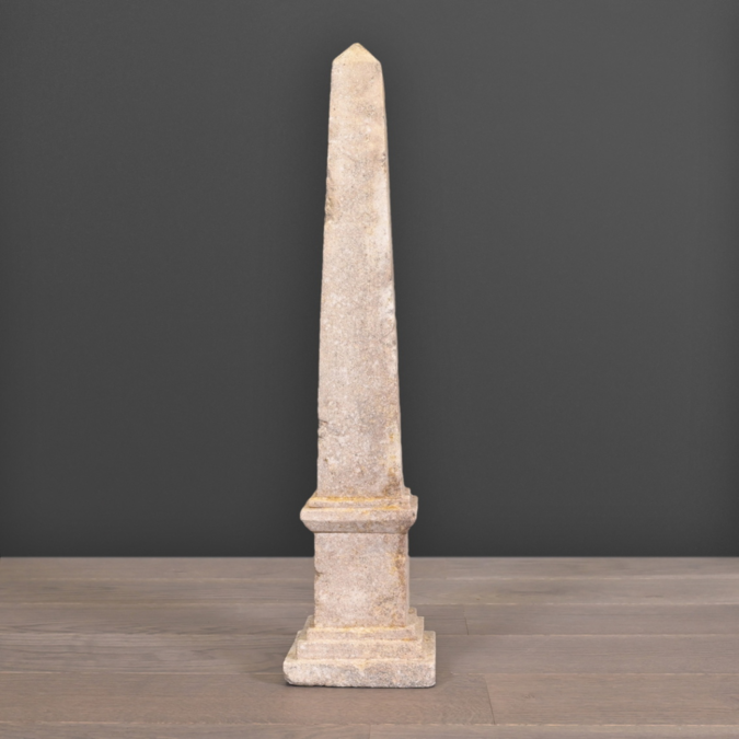 uvozeni-izdelki/velana-living-obelisk-iz-18-stoletja-l-M13205_1