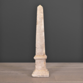 uvozeni-izdelki/velana-living-obelisk-iz-18-stoletja-l-M13205_1