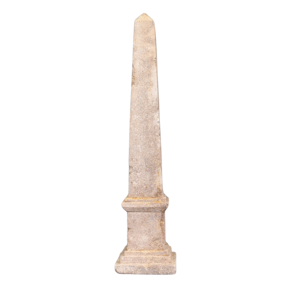 OBELISK IZ 18. STOLETJA L