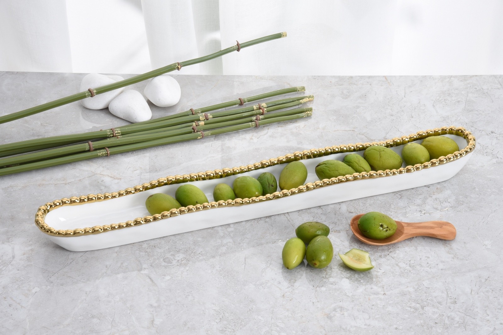 uvozeni-izdelki/velana-living-pampa-bay-olive-serving-dist-golden-salerno-CER2428WG_1