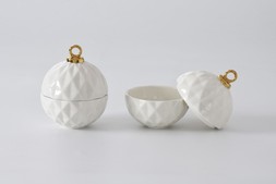 uvozeni-izdelki/velana-living-pampa-bay-small-ornament-bowl-gold-white-CER2759WG_5