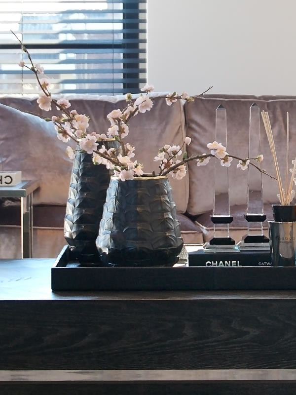 uvozeni-izdelki/velana-living-richmond-interiors-leah-vase-brown-gold_1