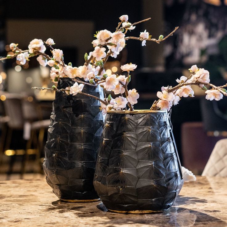 uvozeni-izdelki/velana-living-richmond-interiors-yuna-large-vase-brown-gold_2