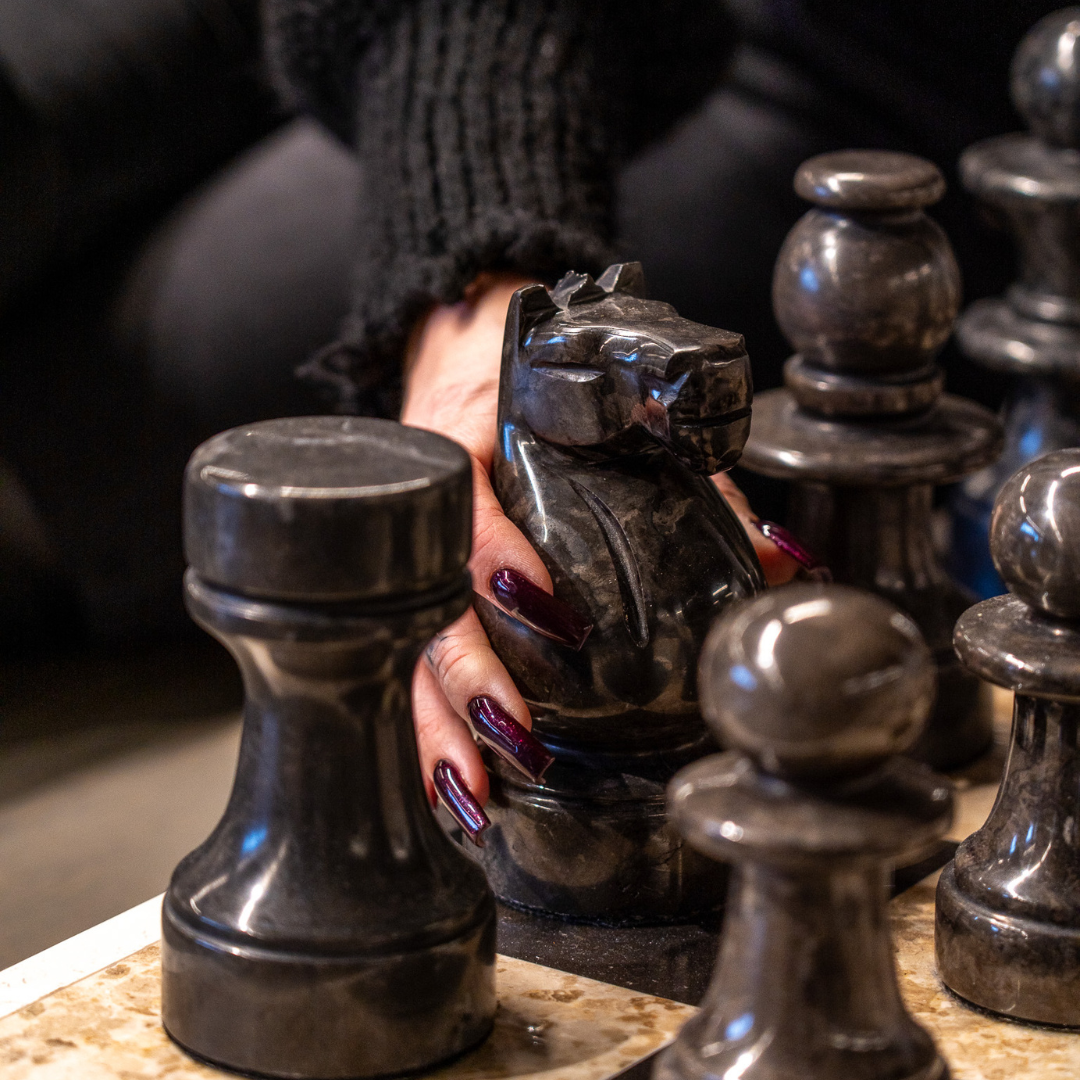 uvozeni-izdelki/velana-living-sah-iz-marmorja_3