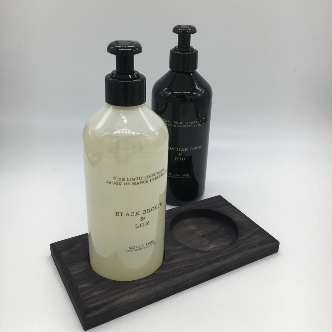 uvozeni-izdelki/woden-base-from-cereria-molla-for-soap-display