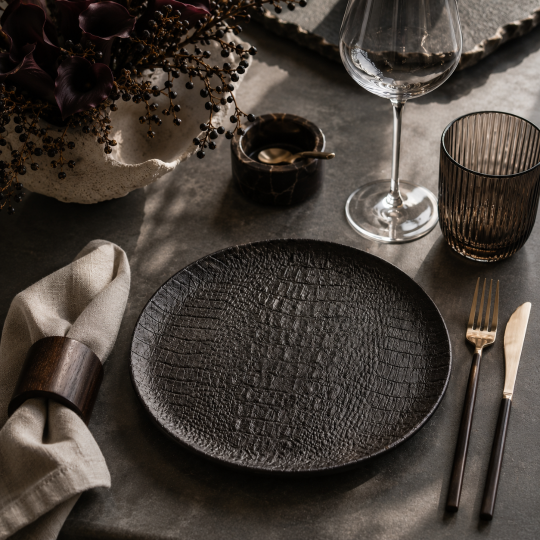 velana-living/Plate-27cm-black-Croco