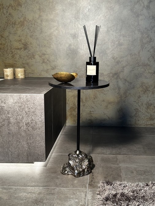 velana-living/side-table-raw-ore_1